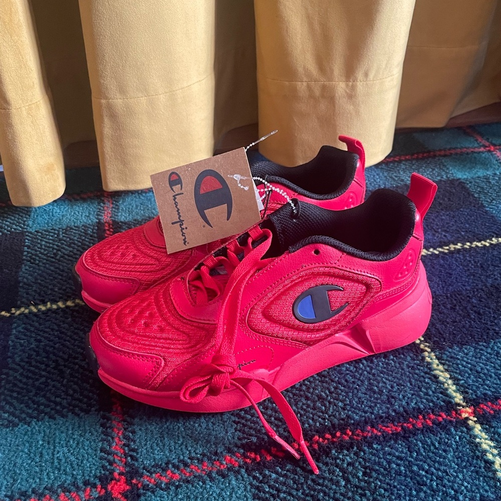 Champion Flex 21 Sneakers - Boys Size 4. Leather & Textile
